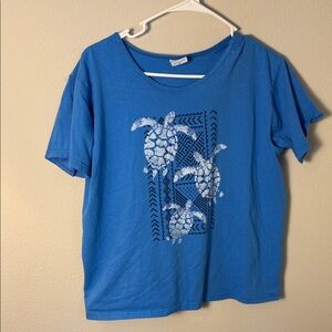 Crazy shirt medium Blue Graphic T-Shirt with Turtle Design